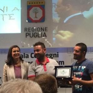 Bari: Laura Boldrini, Presidente della Camera, premia i muratori vincitori della selezione Puglia-Basilicata